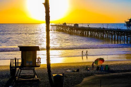 Pier View Paradise