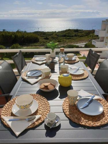 Sunny Ocean View Apartment With Swimming Pool