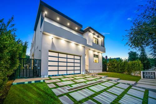 The Dream Villa