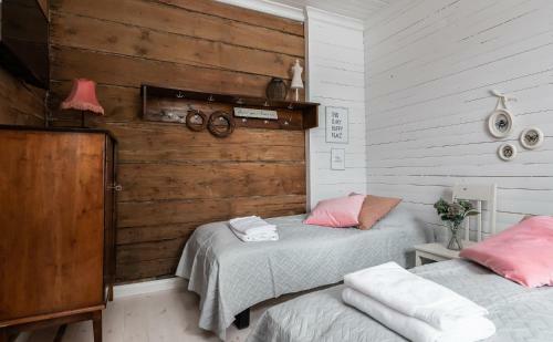 Hostal Pikisaari Guesthouse