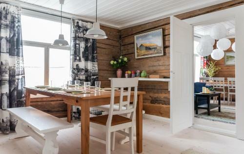 Hostal Pikisaari Guesthouse