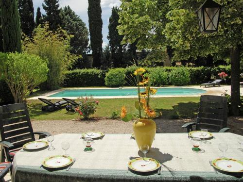 Villa Entre Uz�s Arles Et Avignon