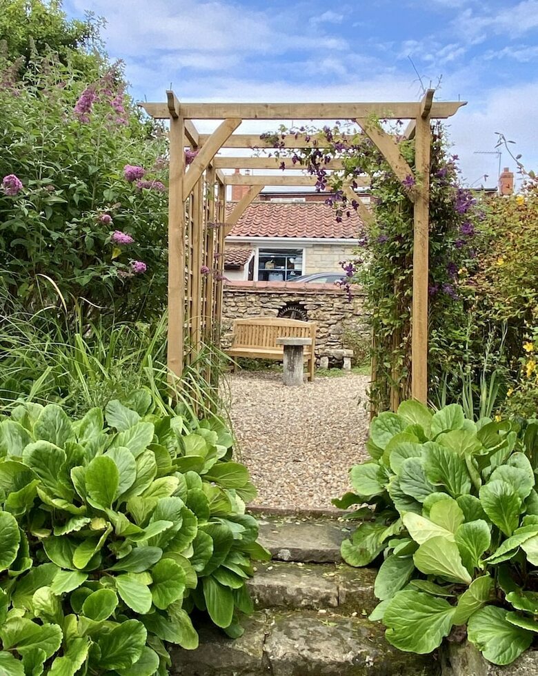 Hostal Plumpton Court