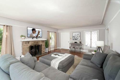 Hollywood - King Beds - Large Patio