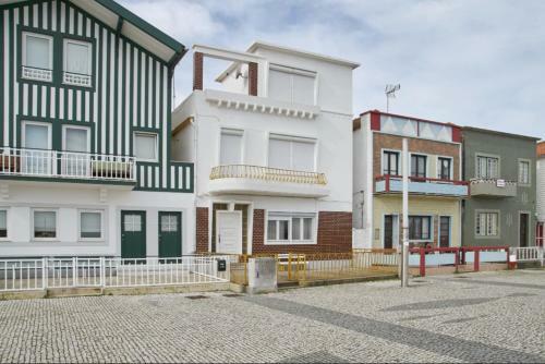 Captain Pisco's Palheiro - Great Location