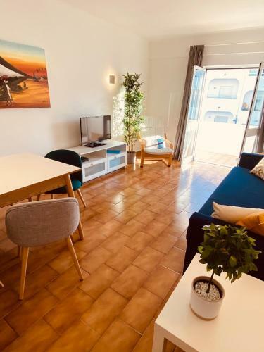 Apartamento 2m - Praia Do Carvoeiro