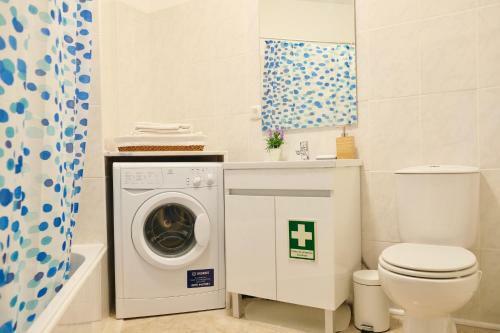 Apartamento Peaceful & Spacious Apt With Parking & Queen Bed