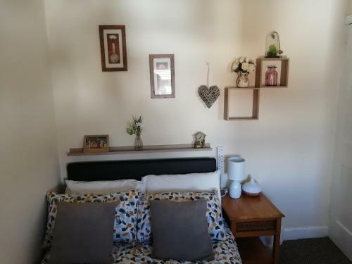 Castle Hill Cottage & Paddlers Retreat