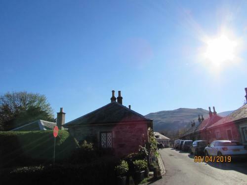 Levenview Holiday Apartment Loch Lom