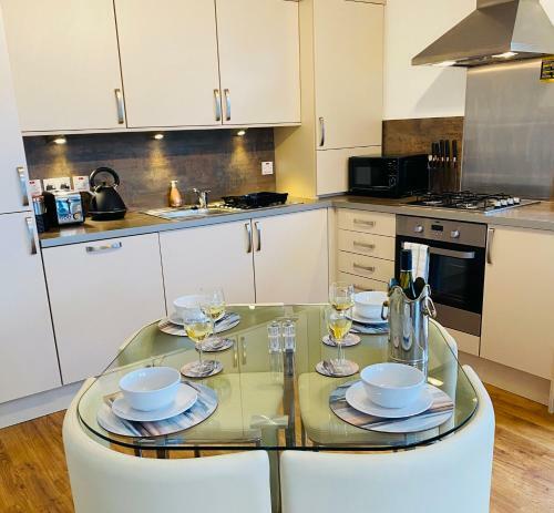 Riverside View Apartment In Balloch, Loch Lomond