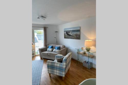 Riverside View Apartment In Balloch, Loch Lomond