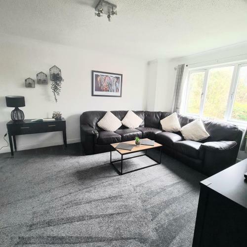 Levenside Holiday Apartment, Balloch, Loch Lomond