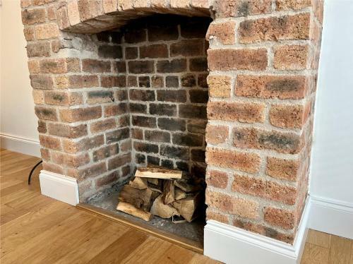 Rabbies School House, 2 Bed Apartment Ayr Town Centre