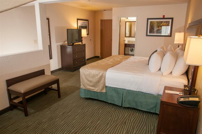 Hotel Best Western Plus Eagle Lodge & Suites