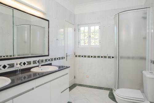 Villa Glic�nias