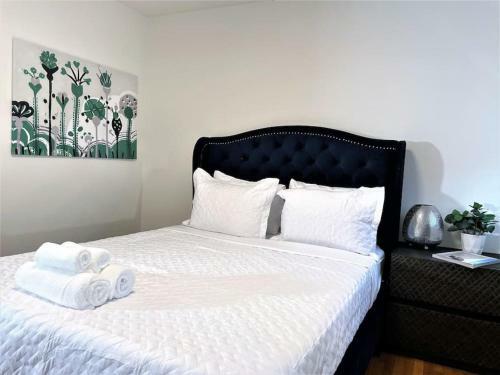 Diamond In Brentwood-lovely 2 Bedroom Private Unit