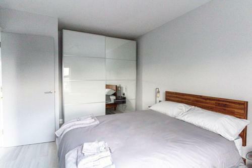 Causeway Coast Beach Front Ballycastle Apartment - 16