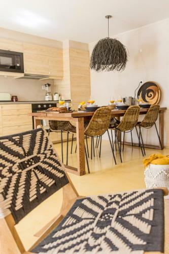 Sea�ya Family Surf Houses