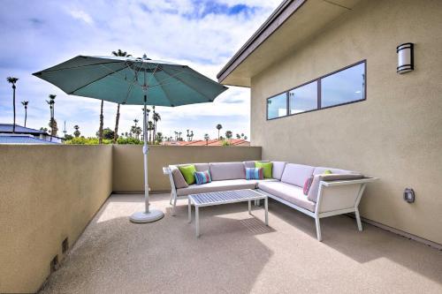 Sleek Townhome With Private Pool, Gym, And More!