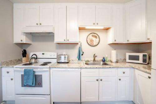 Apartamento Luxury Stay Near Oakridge Mall For Vacation/work