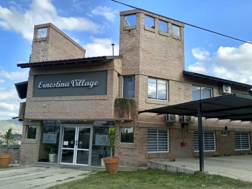 Hotel Ernestina Village