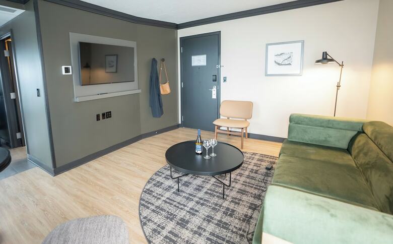 Brookstreet Hotel - Corporate Double