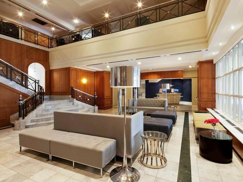 Hotel Novotel Toronto Center