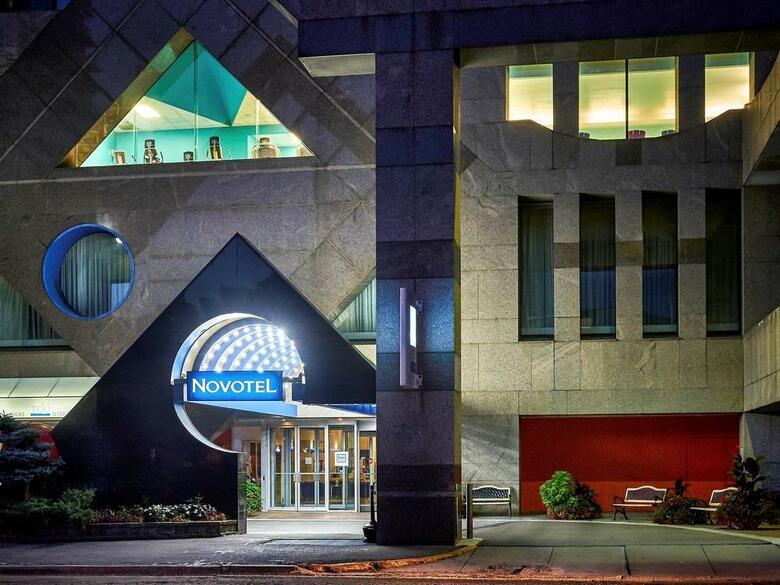 Hotel Novotel Toronto North York