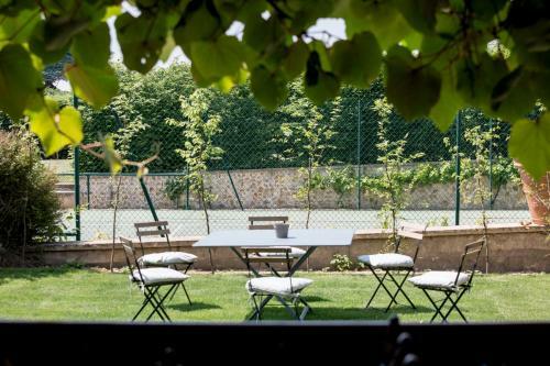 Bed & Breakfast Charmilles Des Cordeliers