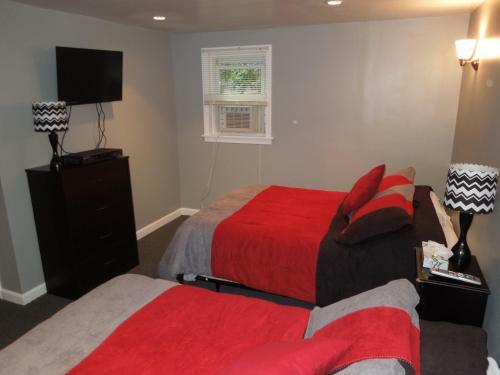 Emerald Isle Motel - Hampton