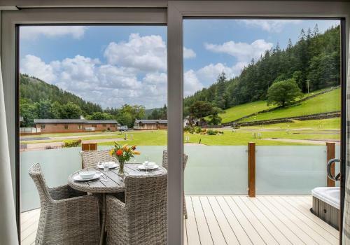 Llyn Foel Lodge