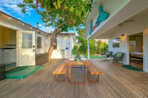 Ocean Beach Cottage And Casita