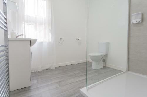 Hostal Castlereagh Guest House