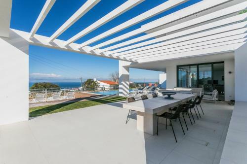 The Villa / Ericeirahills