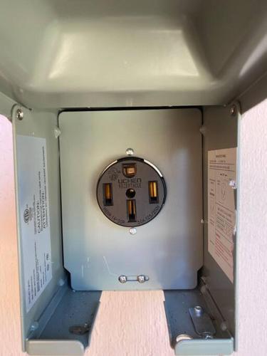 Wine Country Retreat With Ev Charging Onsite.
