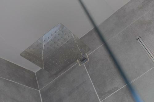 New Modern City Centre Apartment