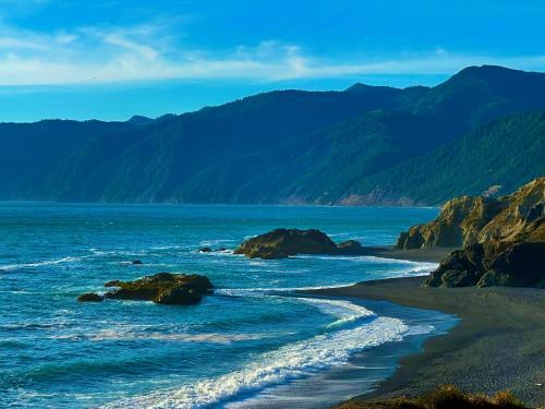 Apartamento Amazing Oceanview, Shelter Cove, Oceanfront!