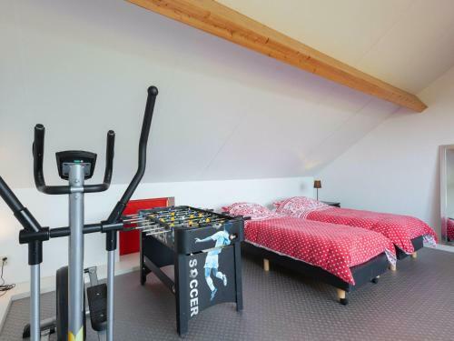 Elegant Holiday Home With Sauna In Langweer