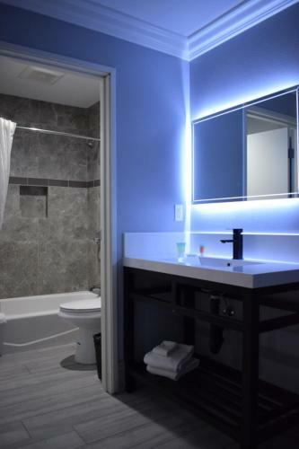 Hotel Willow Tree Inn & Suites