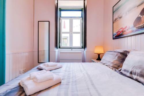 Trem - Located In Old City - Faro