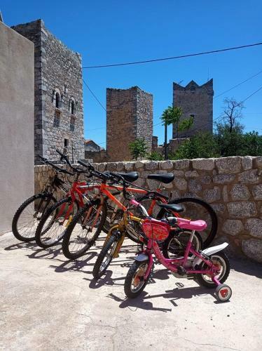 ?? ?????????? ??? ?????????? Annezoula's Castle