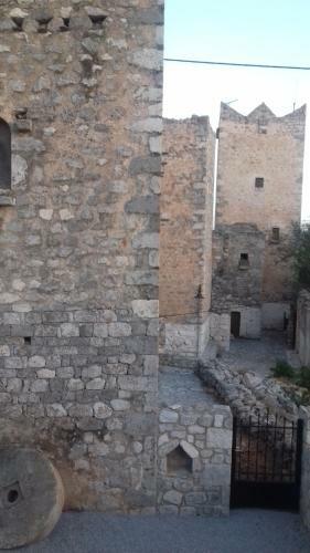 ?? ?????????? ??? ?????????? Annezoula's Castle
