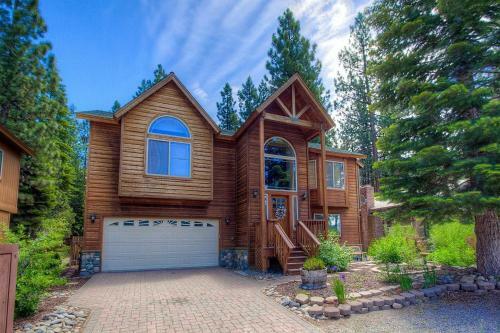 Pine Mountain Paradise By Lake Tahoe Accommodations