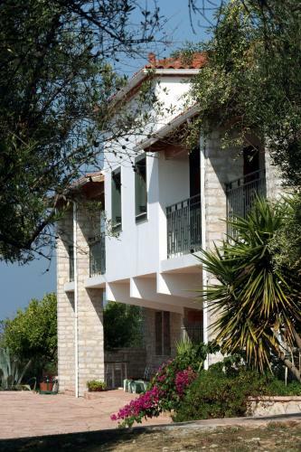 Ionianeon Apartments