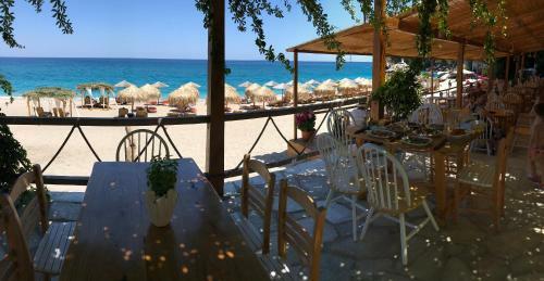 Aegean House