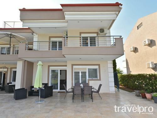 Villa Iris By Travelpro Services- Agios Mamas Beach