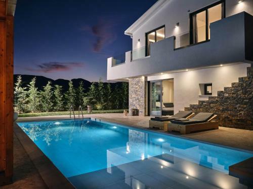 Errikos Family Villa
