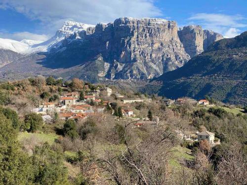 Comfortable Apartment In Village Saint Minas