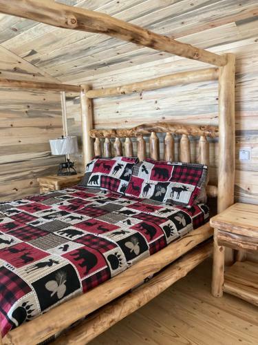 Cottonwood Cove Guest Ranch