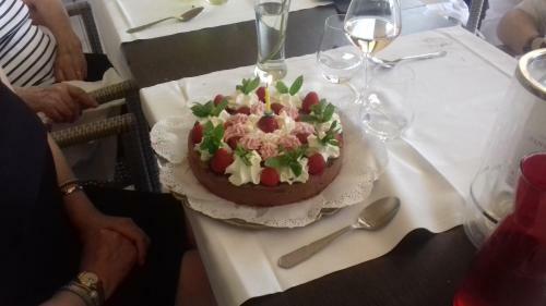 Hotel H�tel Le Saint Pierre � St-pierre De Chignac En P�rigord